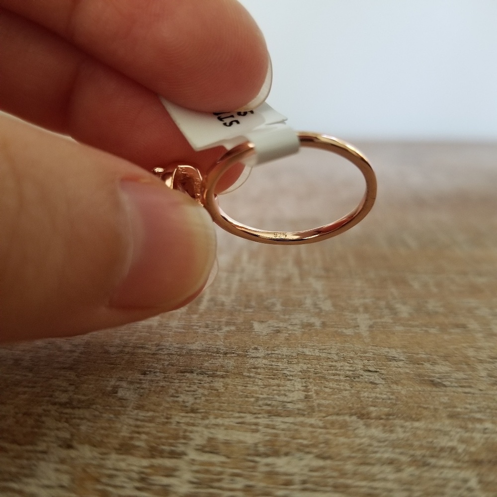 🔥ONLY 1🔥14kt Rose Gold 2CT Pear Solitaire Ring - Picture 5 of 6